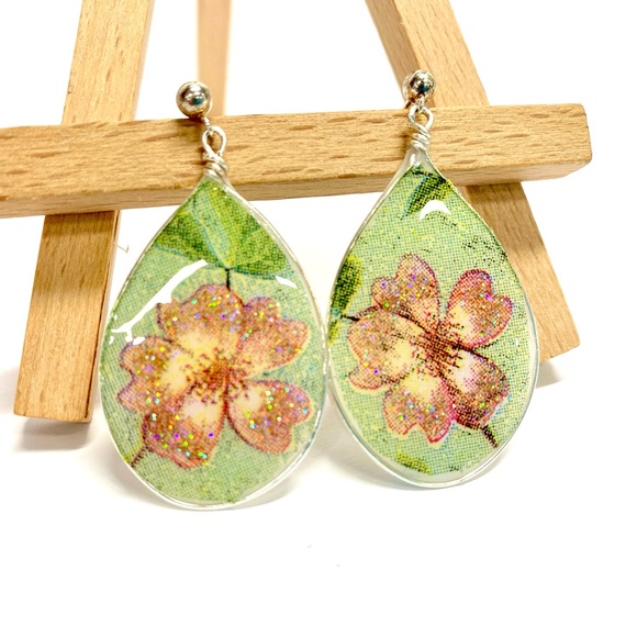 HANDMADE Mixed Media Floral Resin Art Sterling Silver Drop Earrings - Picture 5 of 10